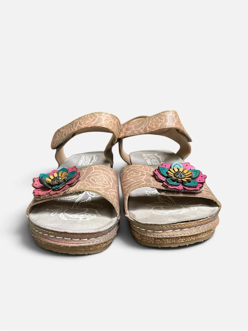 L'Artiste Spring Step “Cuteness”Leather Wedge Sandal in Camel-EU38 (7.5-8)